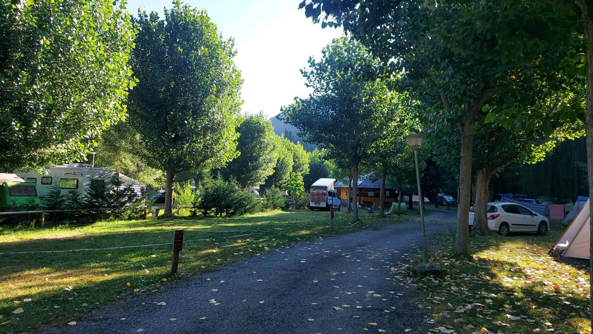 Camping Llavorsi Ngoại thất bức ảnh