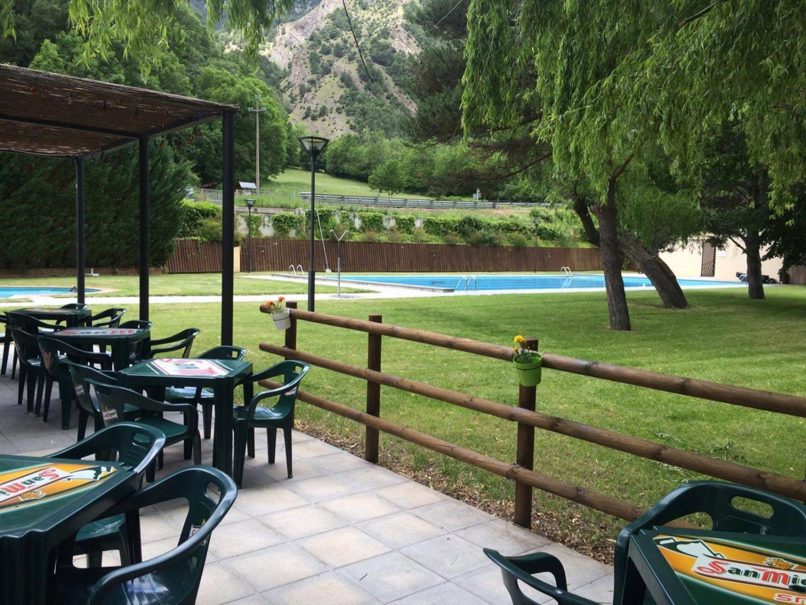 Camping Llavorsi Ngoại thất bức ảnh